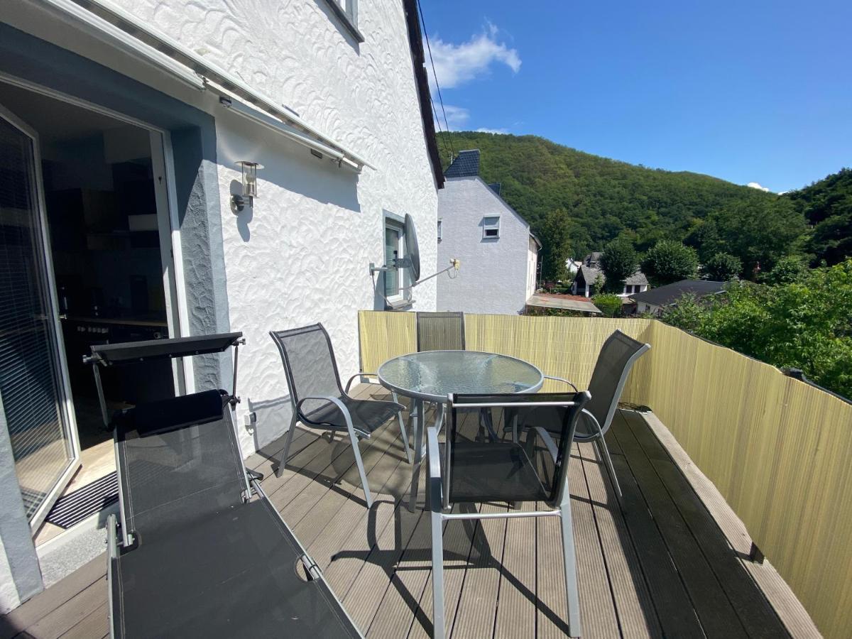 Ferienhaus Am Baybach In Burgen An Der Mosel Экстерьер фото