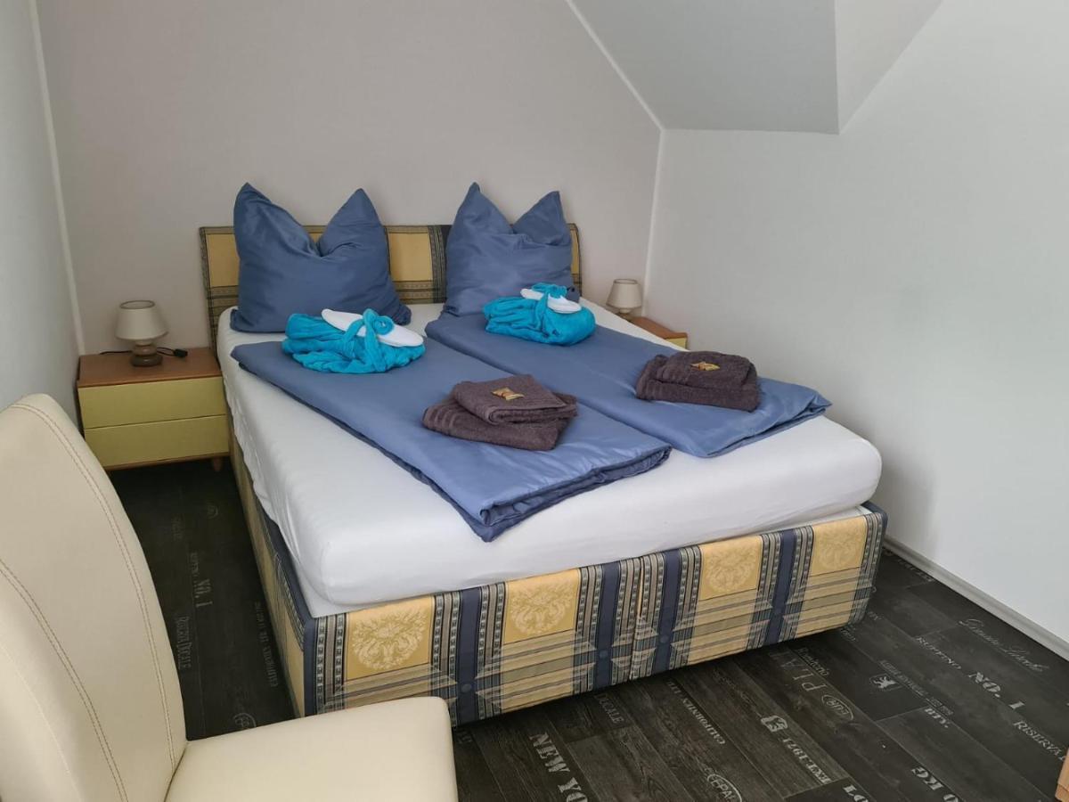 Ferienhaus Am Baybach In Burgen An Der Mosel Экстерьер фото